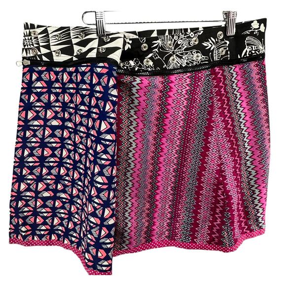 Zand Amsterdam Reversible Wrap Skirt OS Geometric Snap Adjustable Edgy Grunge - Picture 4 of 14
